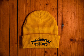 Passionerat Upprörd Recycled cuffed beanie - mangobeard