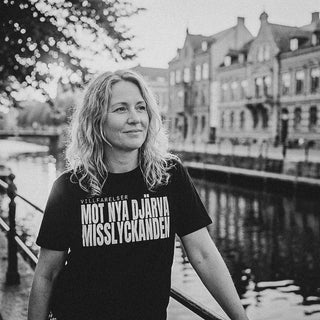 Mot Nya Djärva Misslyckanden - Villfarelser - T-Shirt - mangobeard