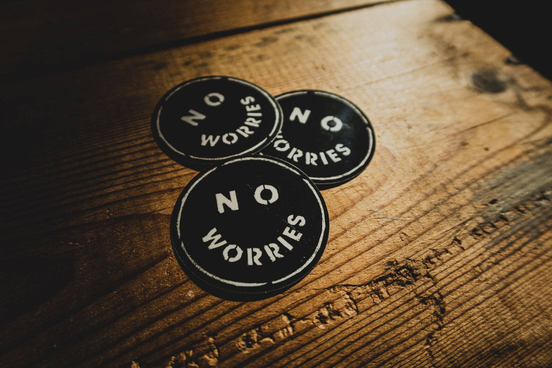 No Worries Smiley - Sticker - mangobeard