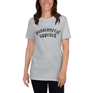 Passionerat Upprörd T-Shirt - mangobeard